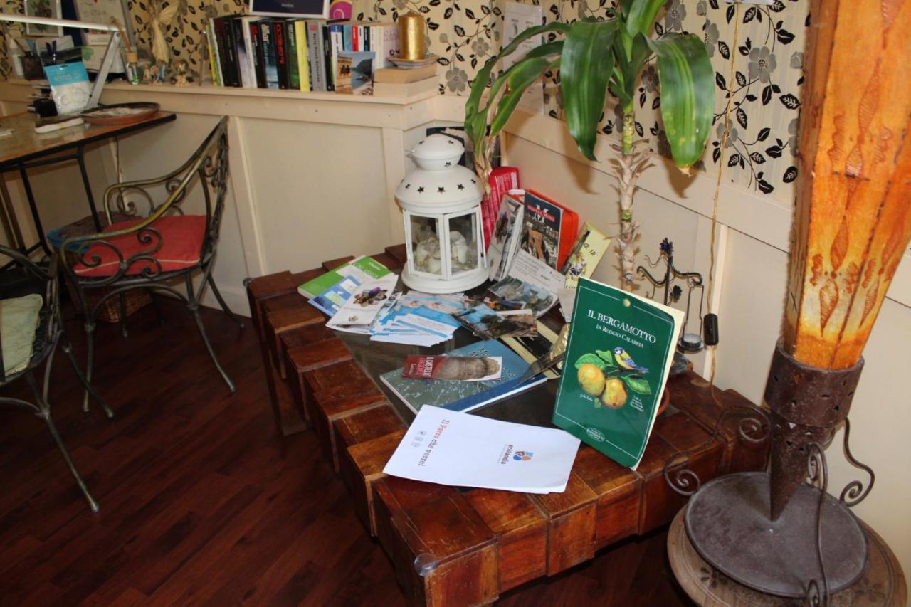 Anirbas Bed & Breakfast Reggio di Calabria Ngoại thất bức ảnh