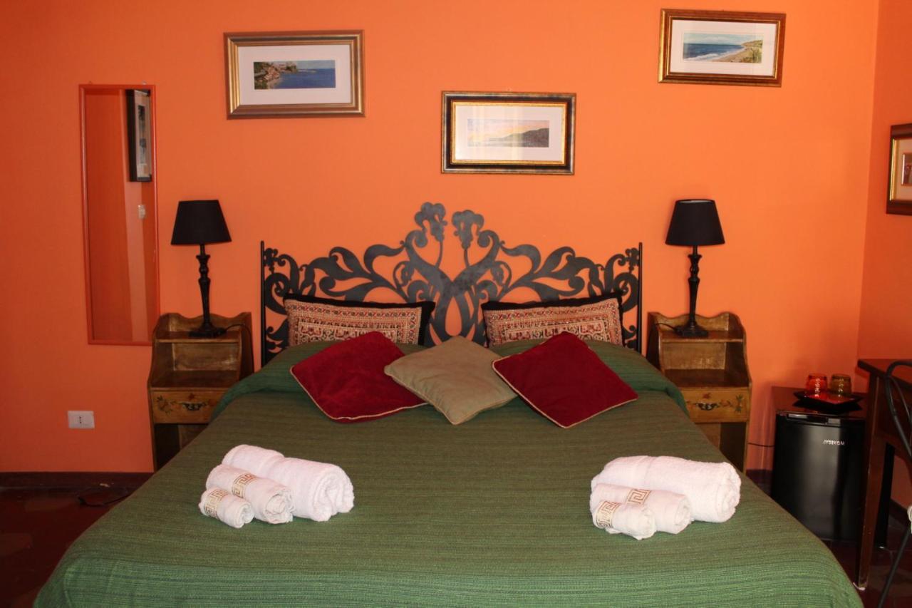 Anirbas Bed & Breakfast Reggio di Calabria Ngoại thất bức ảnh