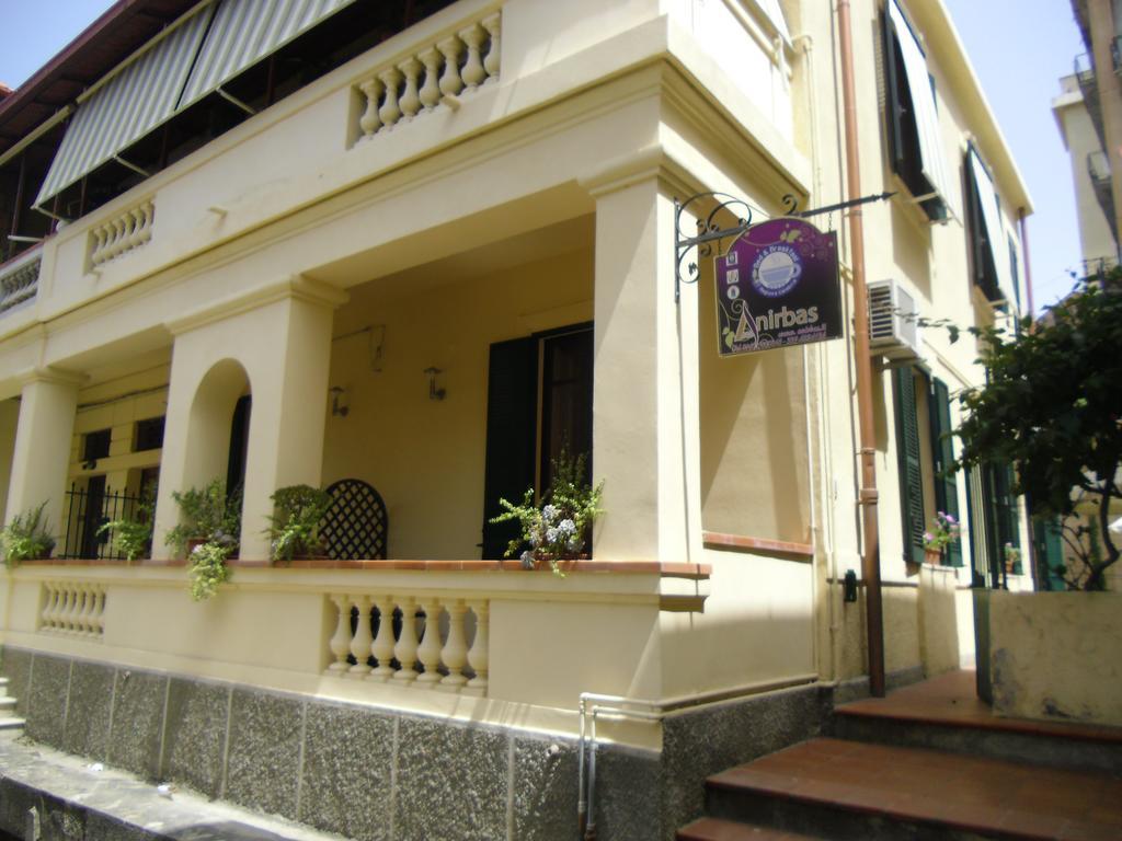 Anirbas Bed & Breakfast Reggio di Calabria Ngoại thất bức ảnh